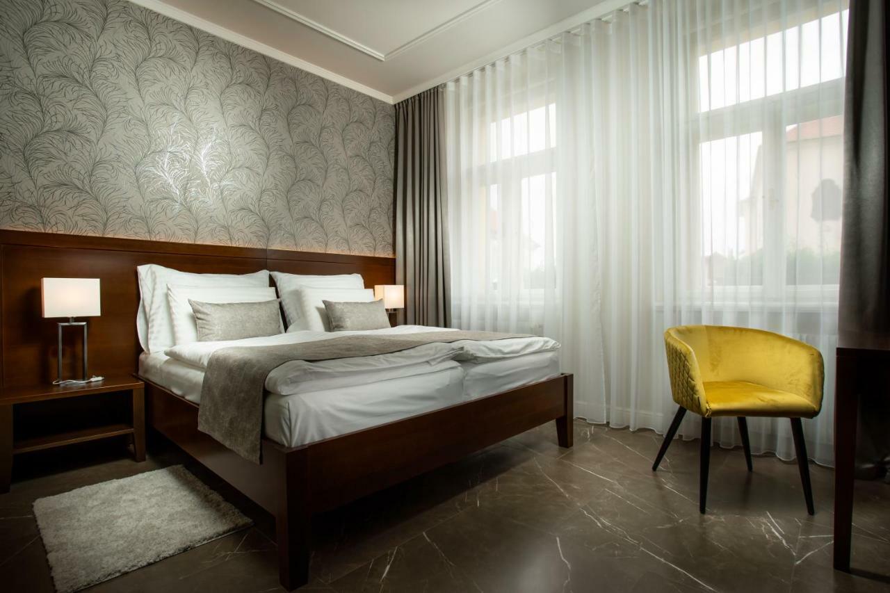 Hotel Anna Beroun  Dış mekan fotoğraf